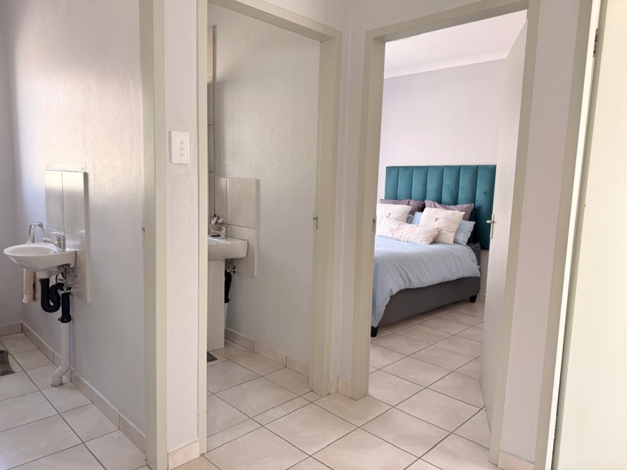 3 Bedroom Property for Sale in Waterkloof East North West